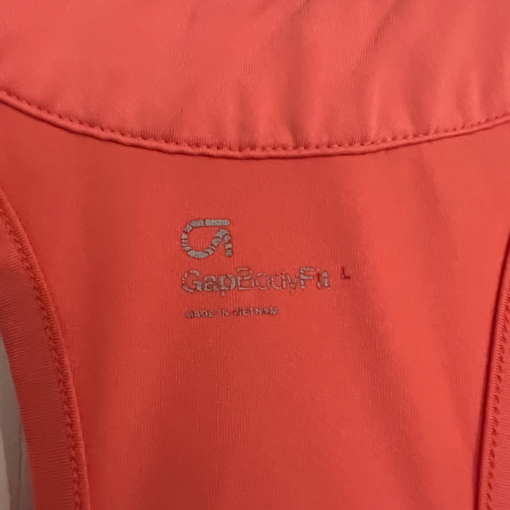 Gap Women's Large Workout Top, Salmon/ Racerback, Tank, Adjustable Bottom Hem - Picture 2 of 6